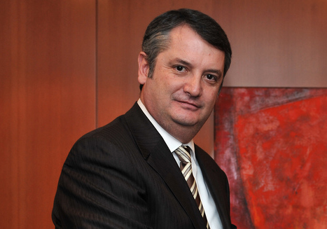 Ditmir Bushati kthen “forcërisht” në Tiranë ambasadorin e OSBE, i pret rrogën dhe qiranë e shtëpisë