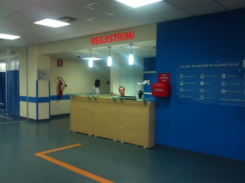 Tiranë, vrasje me armë zjarri, nuk dihen rrethanat