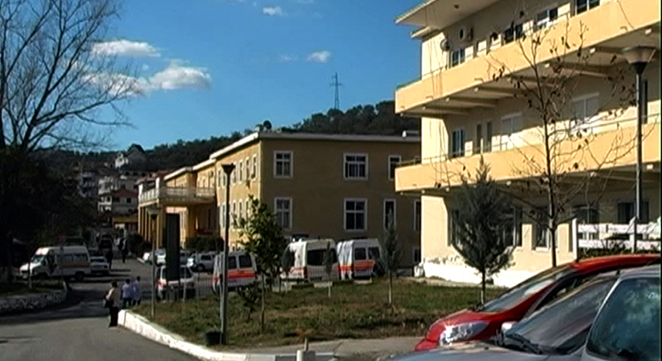 Aksident në aksin Elbasan – Metalurgji, plagosen tre persona