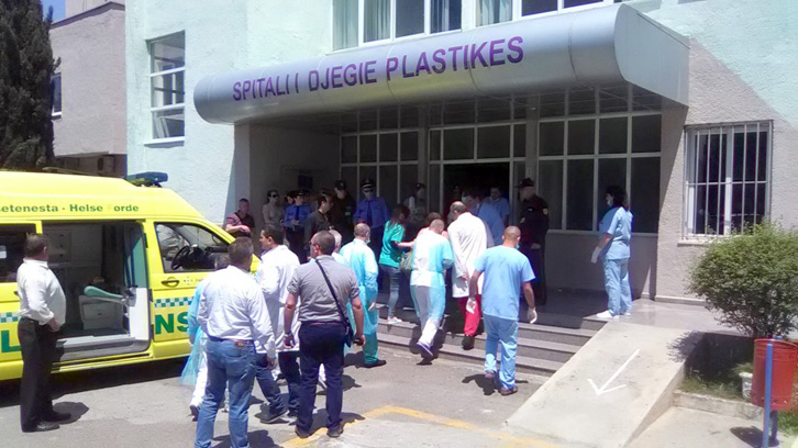 LISTA/ Djegia e autobusit, identifikohen 11 të plagosurit