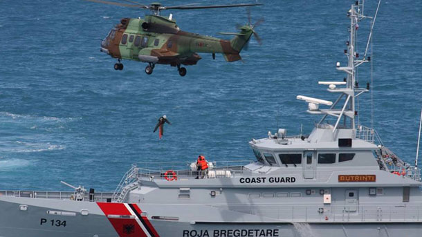 Ushtritë e huaja në Shqipëri, qeveria vendos në vend të Parlamentit