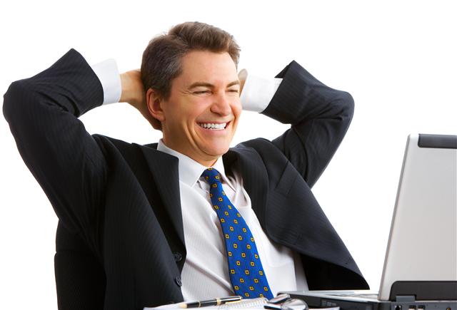 Hapat që duhet të ndiqni për të qenë optimist në punë