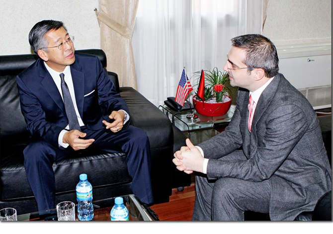 Ambasadori Lu pranon dështimin e Saimir Tahirit: Lufta kundër krimit të organizuar dhe drogës ka nevojë për energji të reja