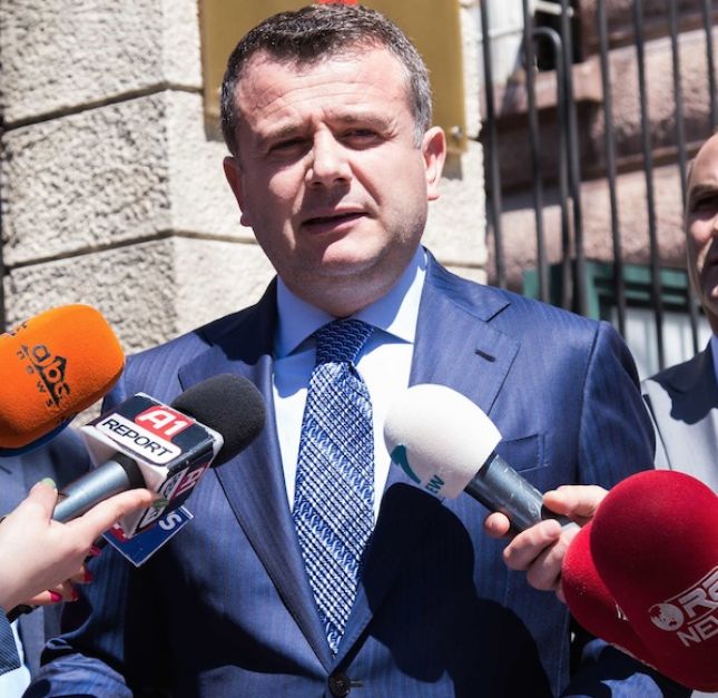 Arrihet kompromisi PD-PS, mblidhet Parlamenti për votim