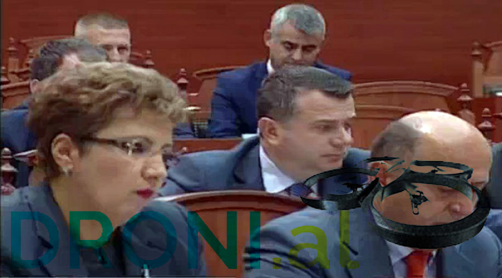 FOTO LAJM/ TVSH identifikon “leckën e këpucëve” të Edi Ramës