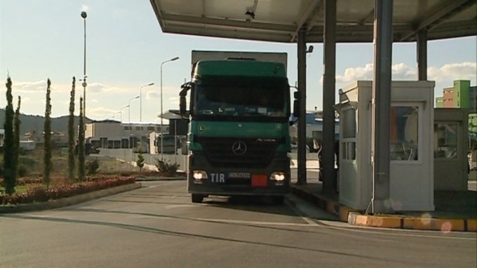 Të ardhurat nga tatimet e doganat 2 për qind më pak, nga TVSH-ja 9 për qind më pak, krahasuar me një vit më parë