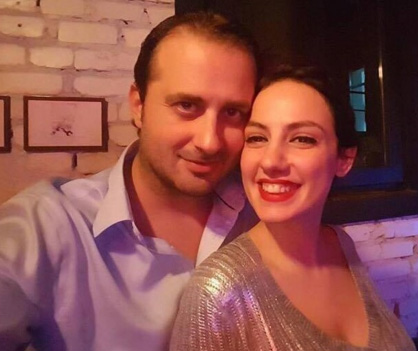 Biznesmeni Tedi Ngjela me vajzën që zëvëndësoi Florianën