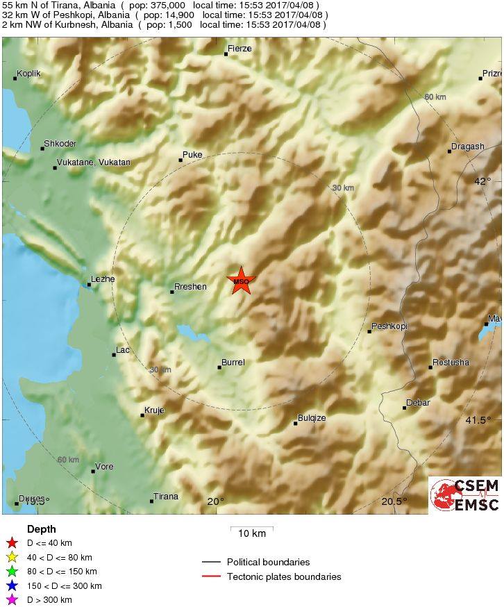 FOTO/Ky është një trotuar në Rrëshen pas tërmetit