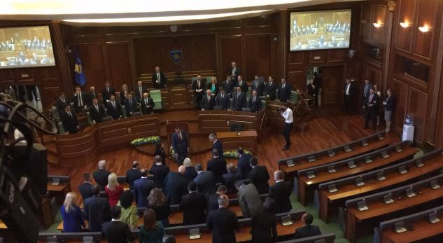 Betohet Hashim Thaçi