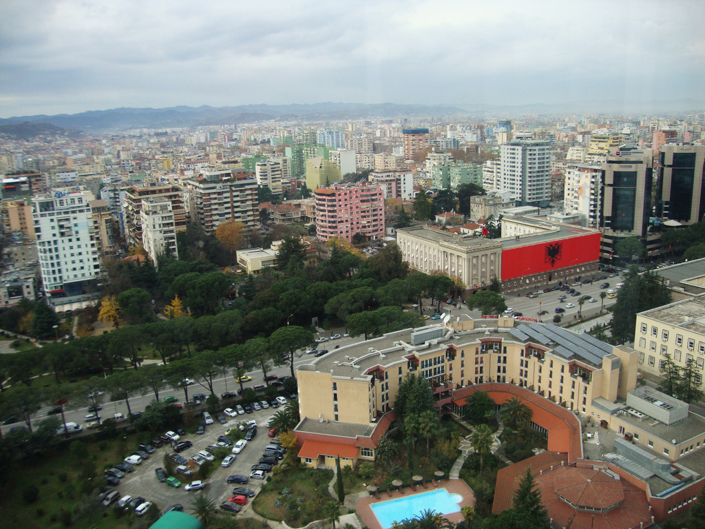 Shqipëria jo tërheqëse për pasuritë e patundshme, të huajt preferojnë Greqinë dhe Kroacinë