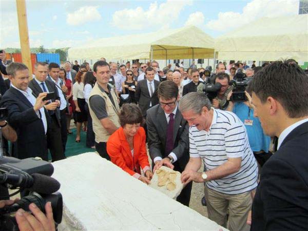 Rama përuron “Tirana Business Park”, projekt i nisur nga qeveria Berisha