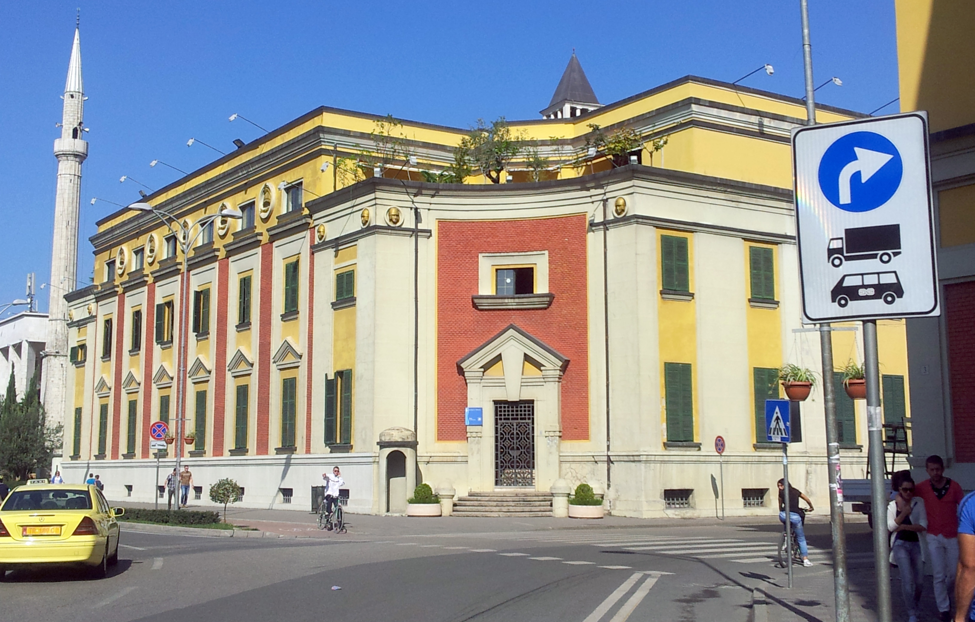 Zgjedhjet lokale, Rama dhe Basha pritet të zyrtarizojnë sot kandidaturat për Tiranën