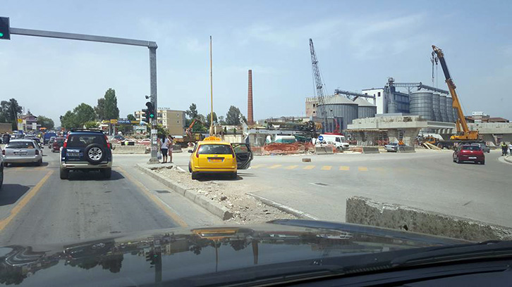 FOTO/ Deputeti i PS: Për degjenerimin e Tiranës fajin nuk e ka Erion Veliaj por LSI-ja