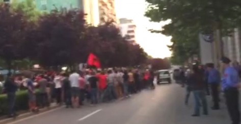 Protesta ne Tiranë: Të ikë Gruevski