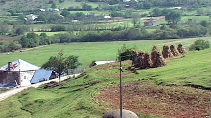 Shkodër, 90 për qind e fermerëve nuk kanë certifikatë pronësie për tokën