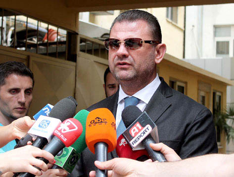 Tom Doshi: Baba Taku i bëri presion Durim Bamit në qeli, Voltana Ademi e ka të fituar në Shkodër