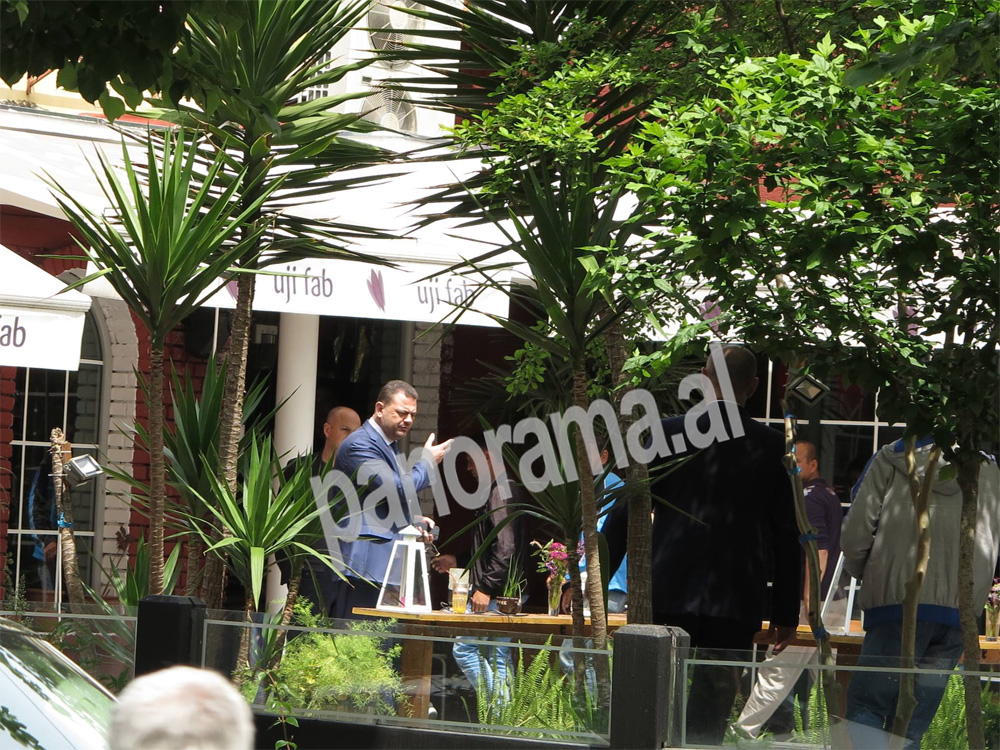 Pas sherrit të këngëtares, Tom Doshi pronari i ri, shkel në bar ‘Rovena’