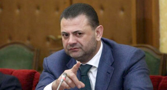 Tom Doshi: ILDKPKI institucioni më i korruptuar