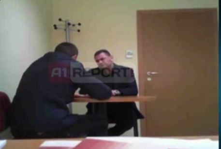 Reagon Tom Doshi pas publikimit të videos: Ja kuptimi i gjesteve të Bamit