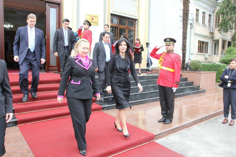 “Sekretari i Shtetit nuk takon Kryetarë Parlamenti”