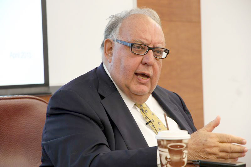 Ish-zëvendëskryeministri grek, Pangalos: Jemi bërë si Shqipëria, por pa Enver Hoxhën