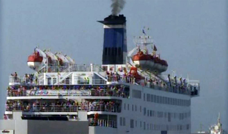 EMRAT/ Përleshje me thika në tragetin Ankona – Durrës, kosovari plagos dy malazezë e dy maqedonas