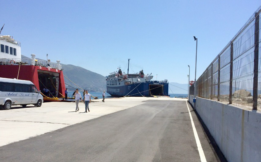 Mali i Zi, helmohet ekuipazhi tragetit Vlorë-Brindizi, 1 i vdekur, 3 në spital