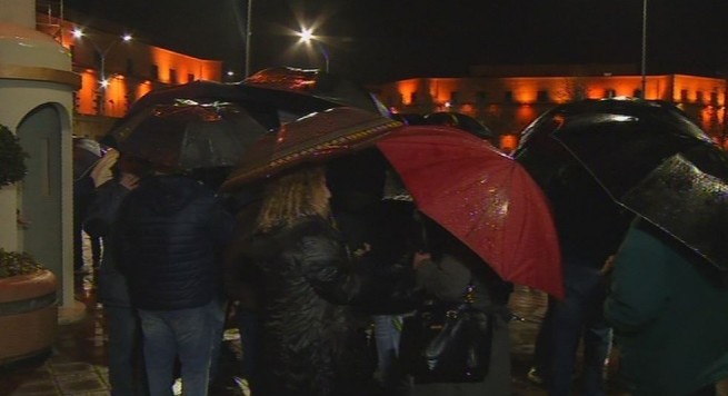 Përfundon takimi, asnjë marrëveshje me bashkinë, bizneset paralajmërojnë përshkallëzim të protestës