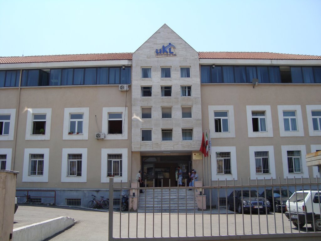 Tiranë, del jashtë funksionimit  stacioni i Bërxullës, rikthehen kufizimet e furnizimit me ujë