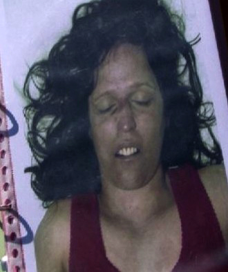 FOTO/ Gazetarët e huaj në kërkim të identitetit të një vajze të vrarë në 1997 në Holandë