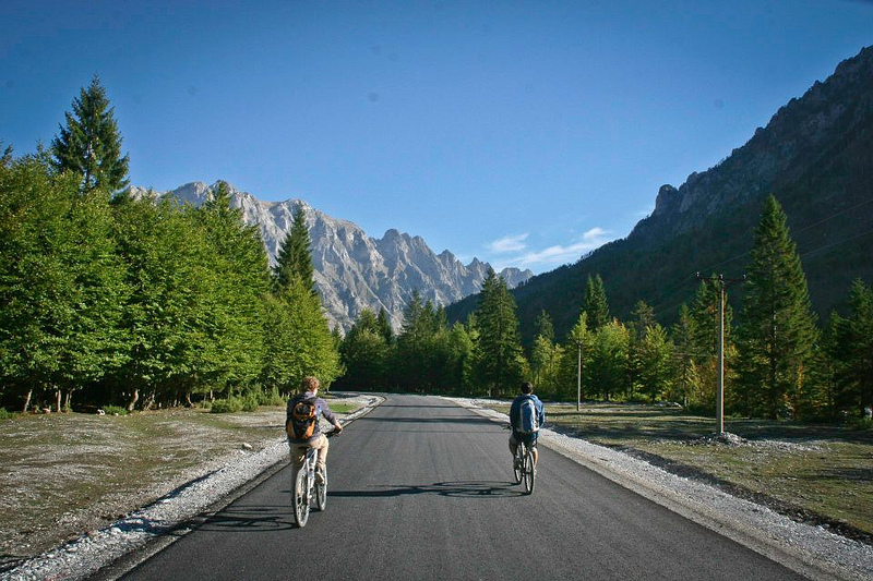 Rrugët që do të ndërtohen më 2016 por…disa janë ndërtuar