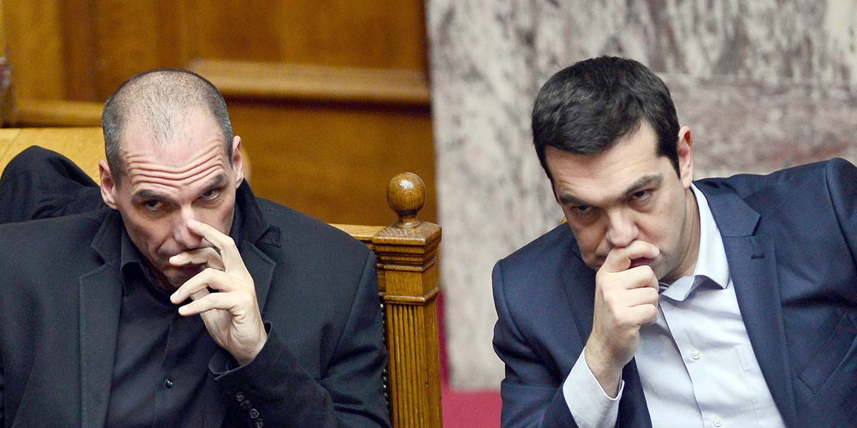 Varoufakis kundër Tsipras: Greqia subjekt i një programi të dështuar katastrofik