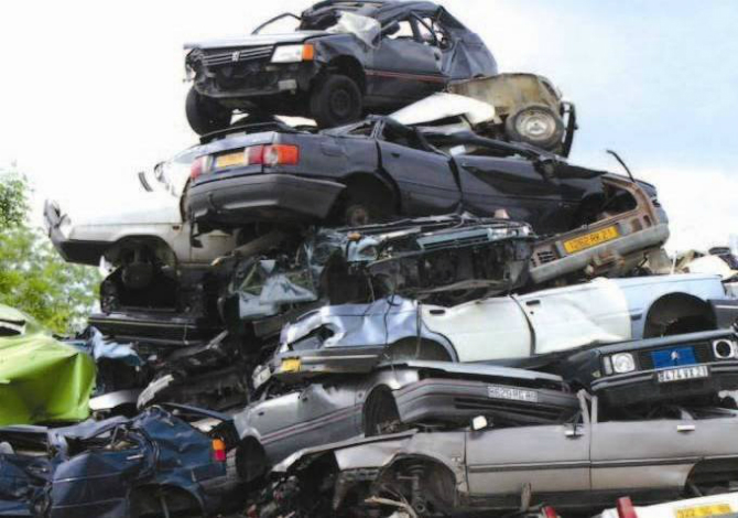 Crown Agents zbardh kontrabandën e makinave për pjesë këmbimi