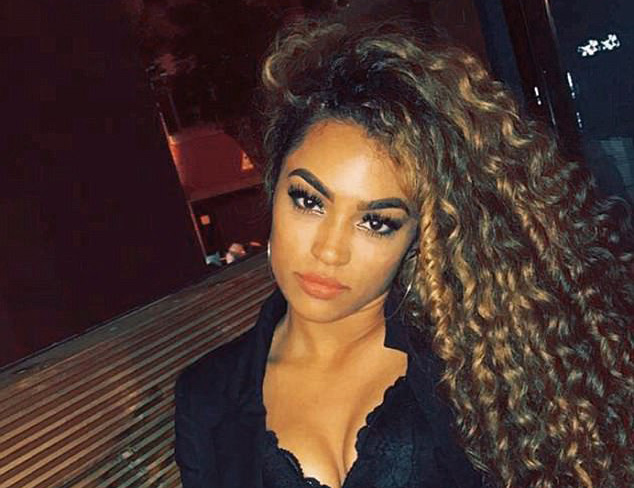 FOTO GALERI/ E pafat në dashuri vajza fajëson bukurinë e saj