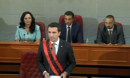 Betohet Erjon Veliaj: Bashkë do ndryshojmë Tiranën. Opozita braktis sallën