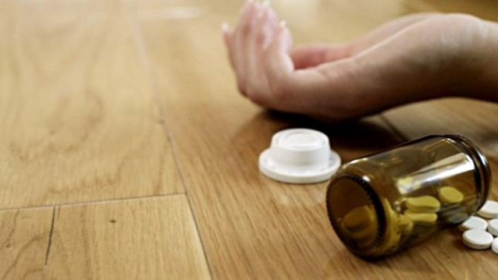 Elbasan, gruaja tenton vetëhelmimin nga dhuna fizike e bashkëshortit