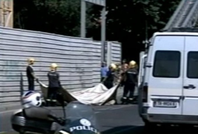 Tiranë, tenton të hidhet nga kati i 12 i pallatit