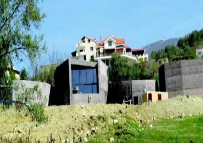 Droni, një vizitë mbi vilën e Ramës në Surrel, alarmohet Garda dhe policia