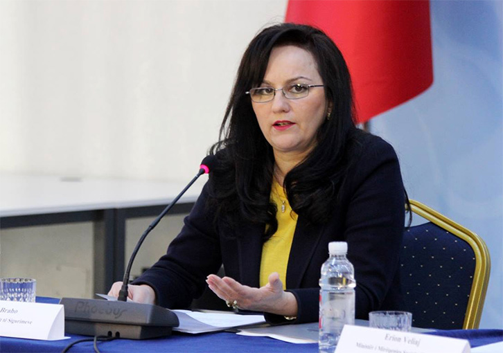 SKANDALI ILACEVE/ PDIU merr FSDKSH-në, Vjollca Braho zgjidhet në vend të Astrit Becit të dorëhequr