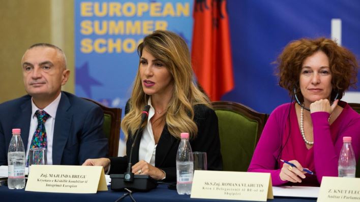 Vlahutin bllokon mediat të ndjekin Këshillin e Integrimit