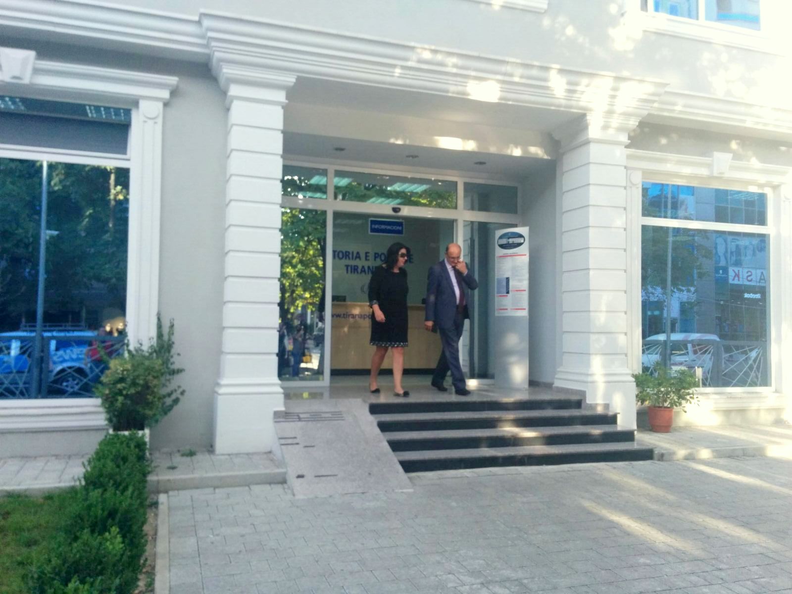 PERDITESUAR/“Komploti kundër Metës”, bashkëshortja e Kastriot Ismailaj thirret për tu pyetur në policinë e Tiranës