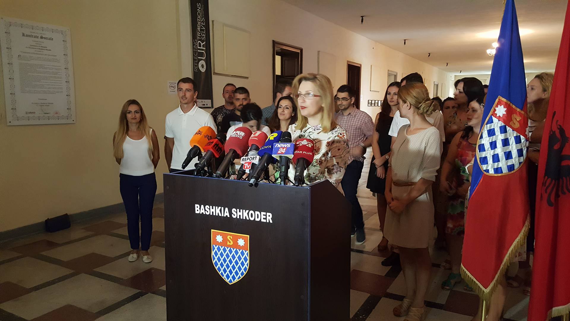 Reagon Voltana Ademi pas debatit me Ramën: Më kërcënoi!