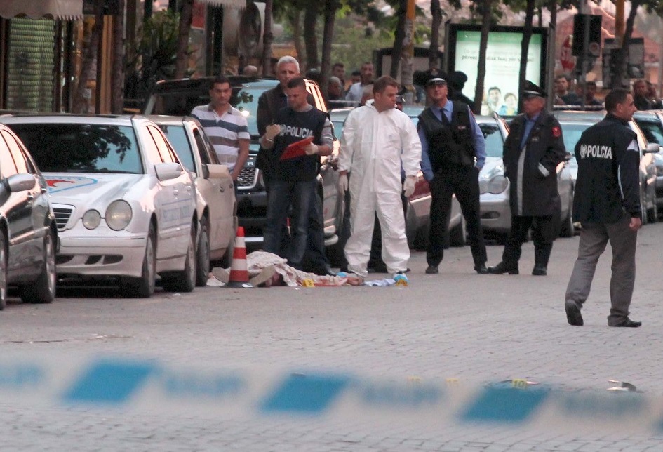 Atentaori italian u fsheh në një hotel, u përpoq të zhdukte provat