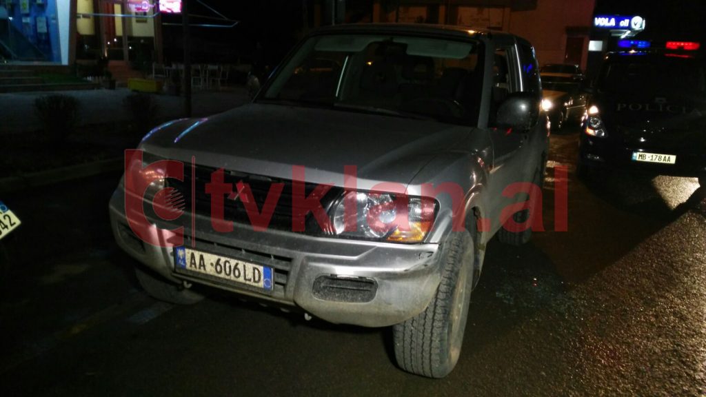 EMRI/ Vlorë, atentat në makinë, vrite një person