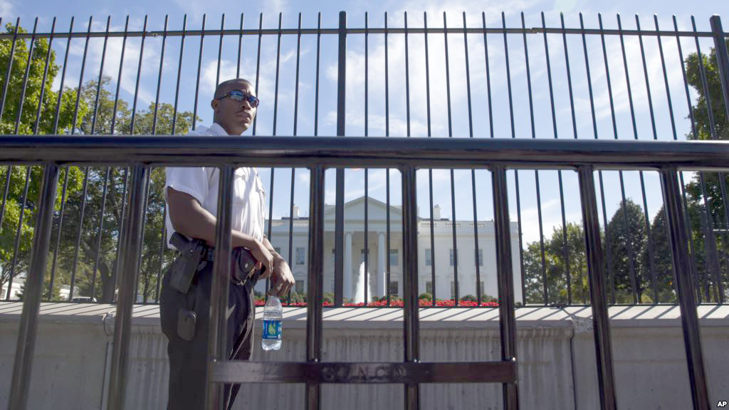 Shtëpia e Bardhë përforcon masat e sigurisë