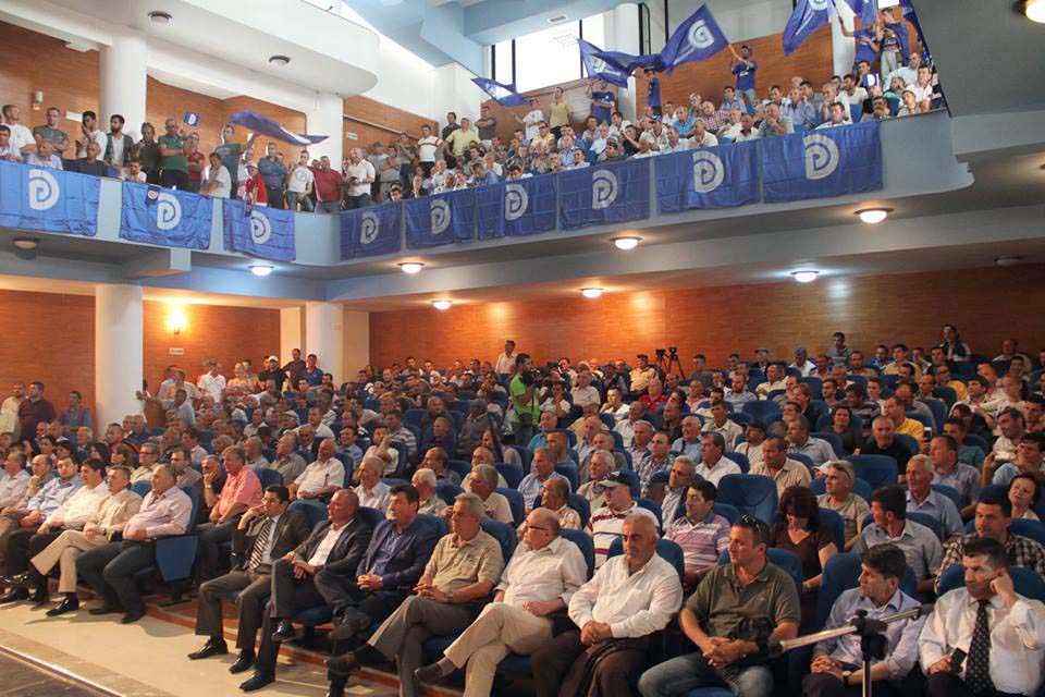 Xhelal Mziu takim festiv me komunitetin dibran në Kamëz: Fitorja do të jetë e thellë, nuk do t’ju zhgënjej as 4 vitet e ardhshme