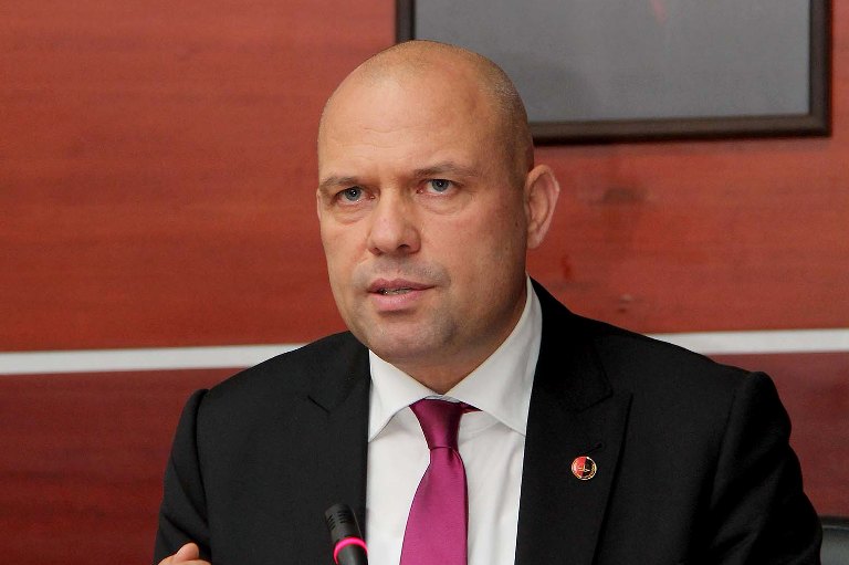 Manjani urdhëron pezullimin e licencës së Përmbaruesit Martin Tusha‏ që u arrestua dje