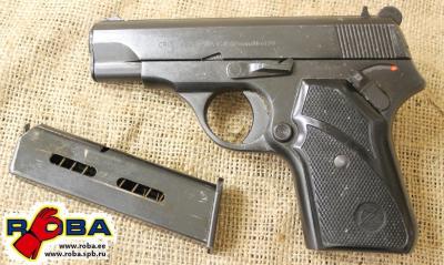 Shkodër, adoleshenti shkon me pistoletë në shkollë, terrorizohen nxënësit