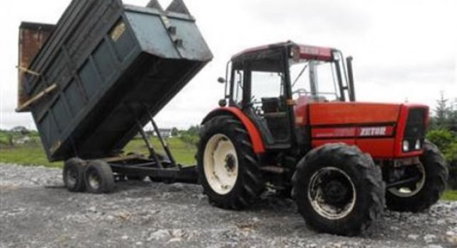 Po parkonte, shtyp të birin me zetor