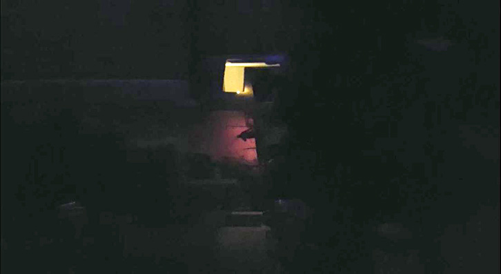 Poliçan, vdesin dy pleq të azilit, asfiksohen nga tymi zjarrit